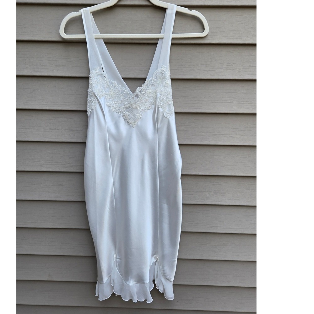 Linea Donatella White Satin Lace Pearl Chemise Nightgown Medium